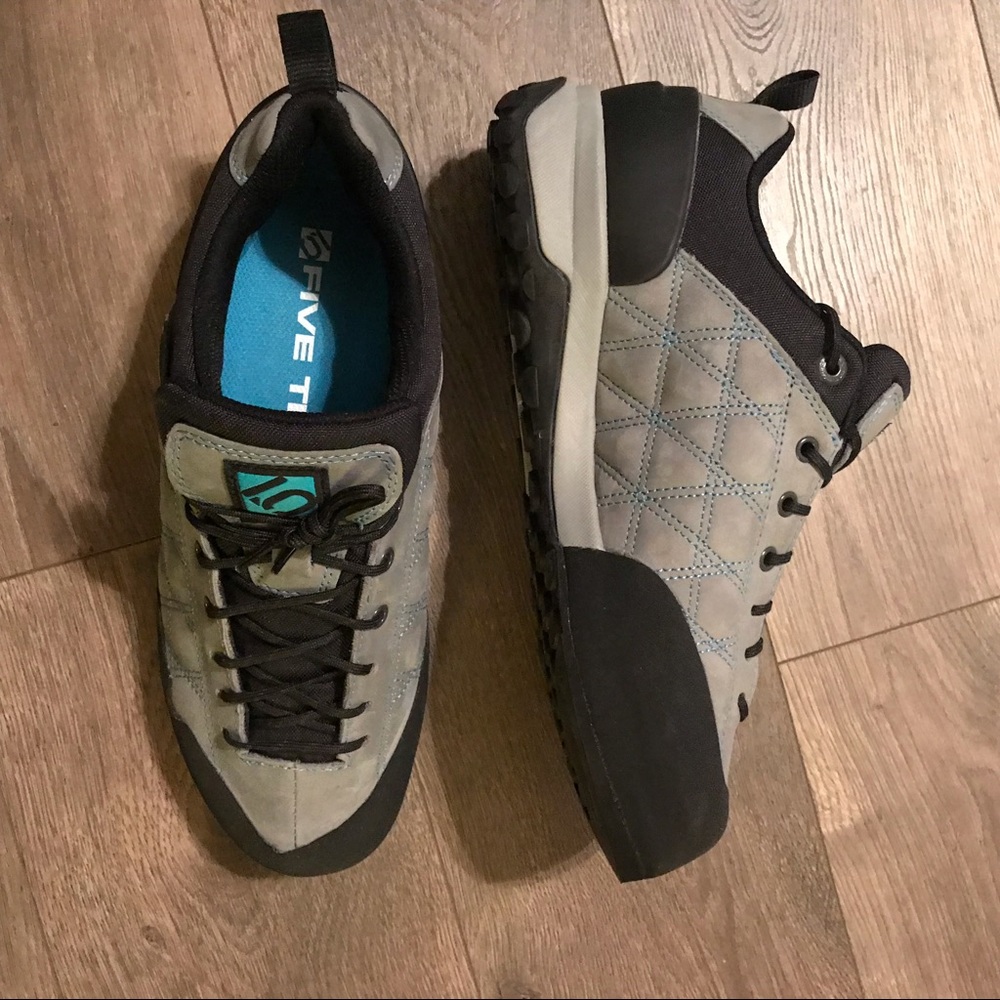 5.10 Approach Shoes